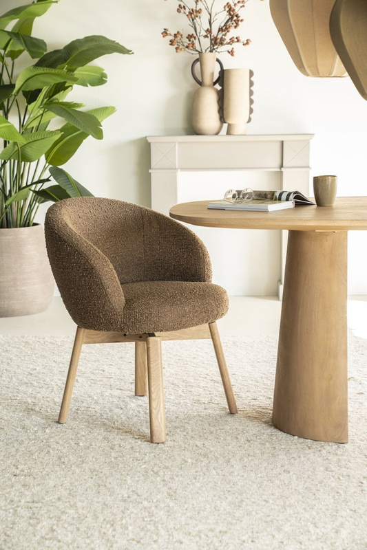 Chaise pivotante Dune - tissu bouclé brun & chêne clair