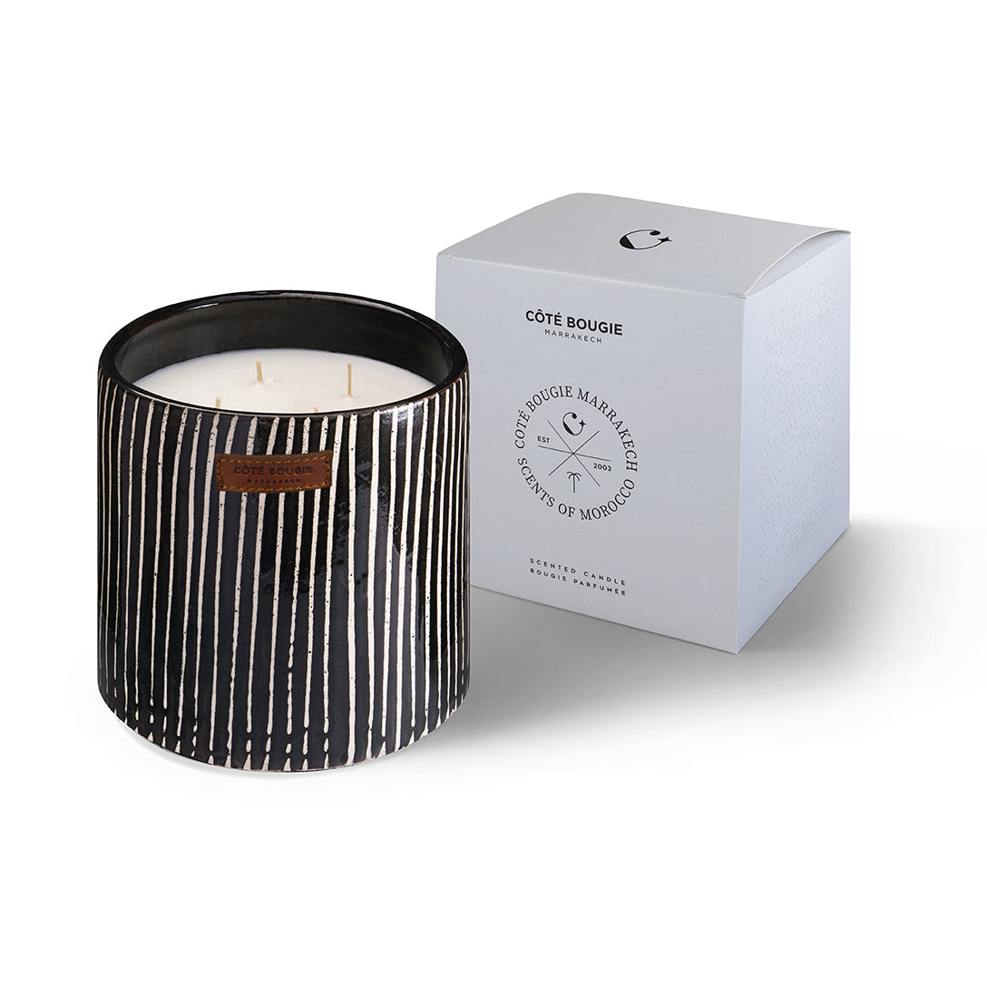 Bougie Zébré M - Senteur Mandarine Majorelle - Côté Bougie