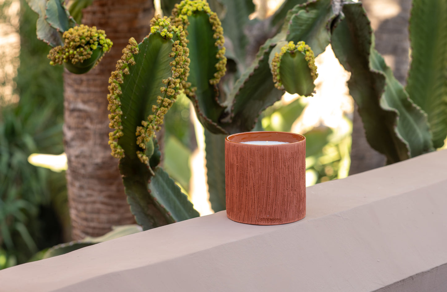 Bougie Striée Terracotta M - Ambre - Côté Bougie