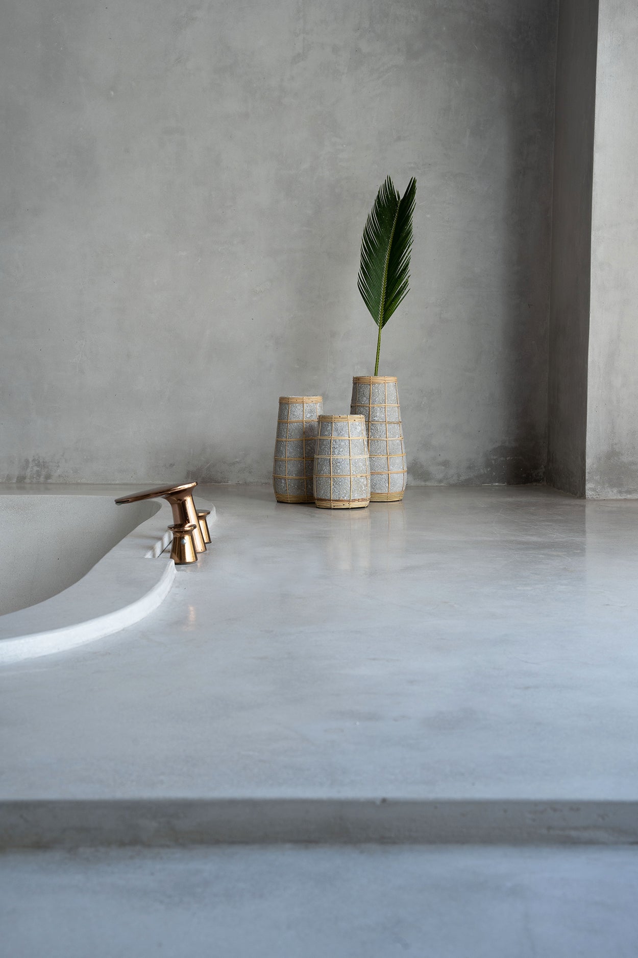 Le Vase Cutie - Béton Naturel - S