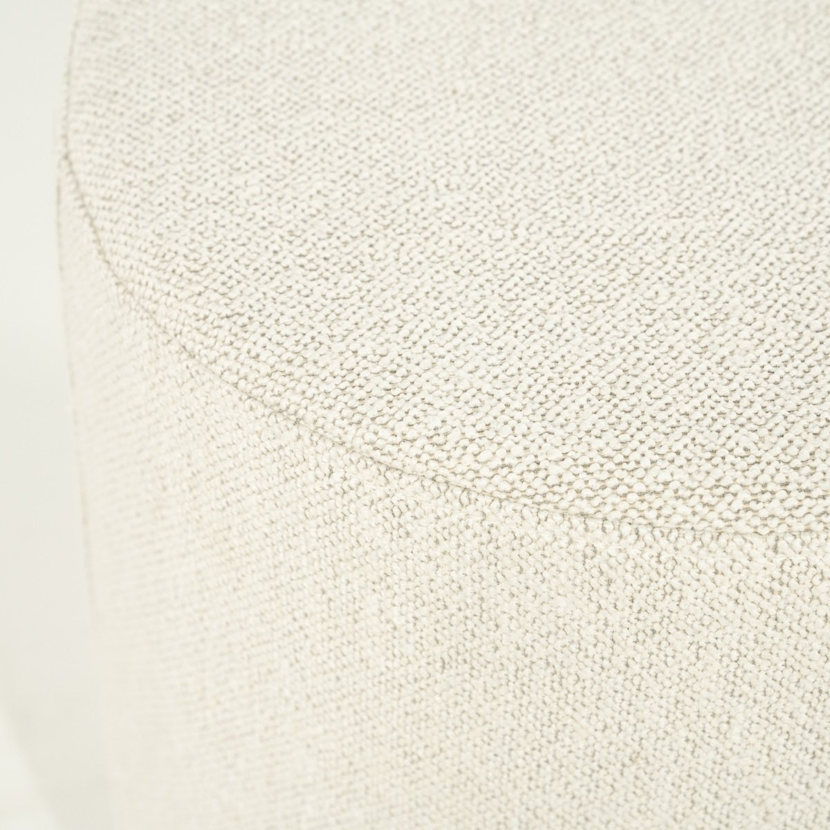 Pouf Mia – tissu écru & bois clair S