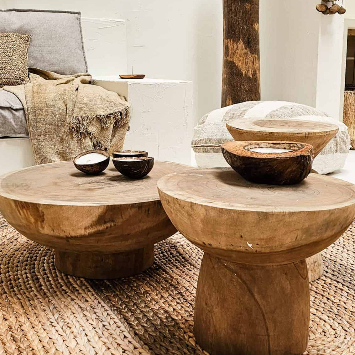 Table basse Lombok M – Bois de suar – Ø 58 × H 24 cm